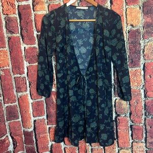 Abercrombie & Fitch Wrap Mini Dress Navy Blue and Green Floral size xsmall